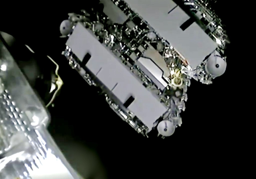 Wizz Air will deploy SpaceX Starlink connectivity across its A321neo and A321XLR variants, beginning in 2027.
